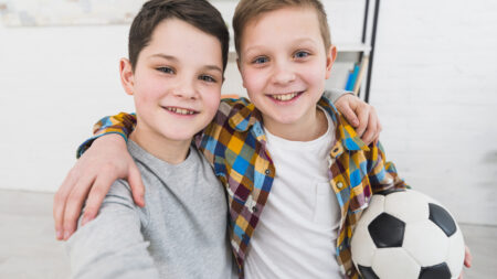 Herzensgeschenk Fußball Icon @freepik